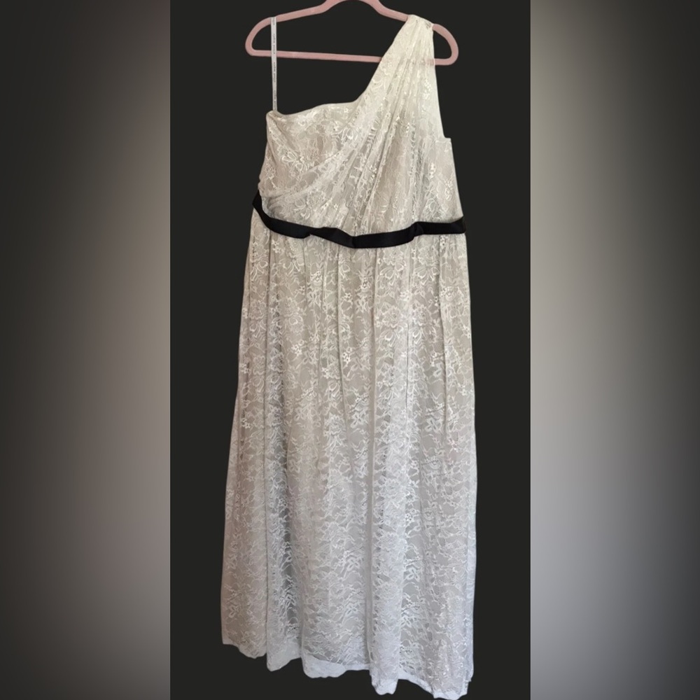 NWOT Alfred Angelo Lace Overlay One Shoulder Ivory Wedding‎ Dress Size 22 W